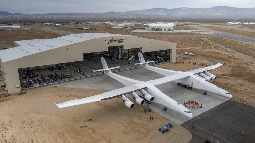 World’s biggest airplane takes flight for the first time ever